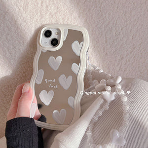 Wave Edge Mirror Heart Phone Case: A Blend of Style and Protection